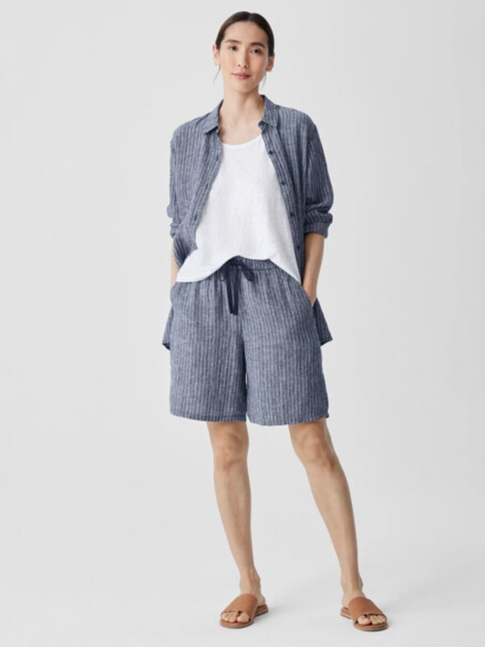 Eileen Fisher  Puckered Organic Linen Shorts SZ L